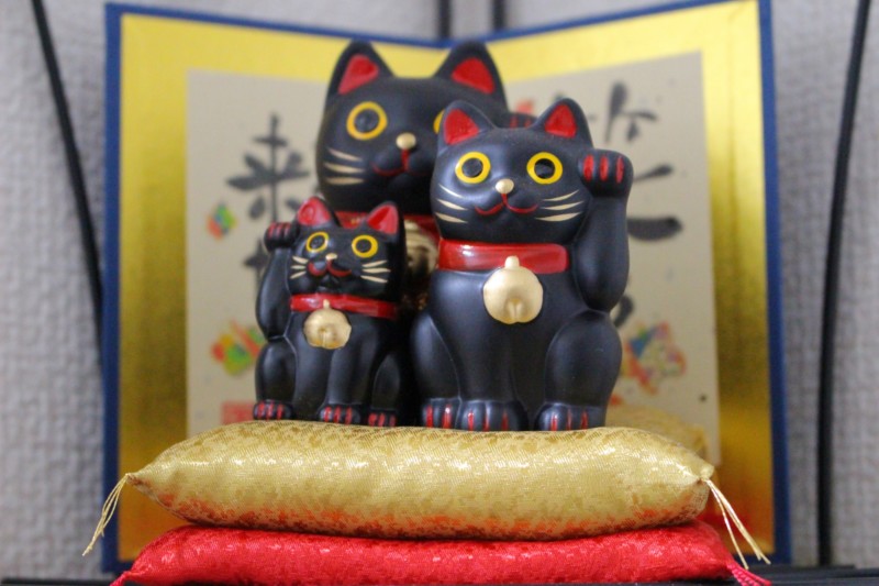 黒猫 招き猫